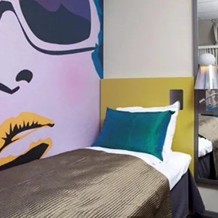 Comfort Hotell 3*