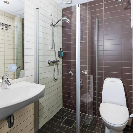 Comfort Hotell 3*