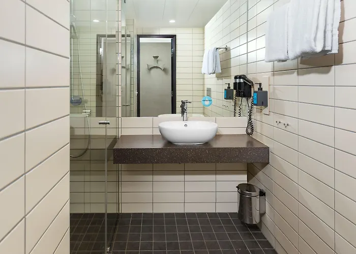 Comfort Hotell 3*